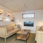 Beachfront Family Retreat - By Traum Tatil Evi
