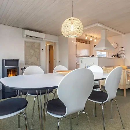 Tatil Evi Two-bedroom In Assens 1