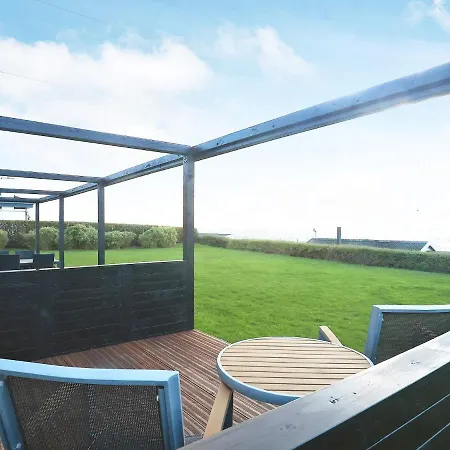 Beachfront Family Retreat - By Traum *