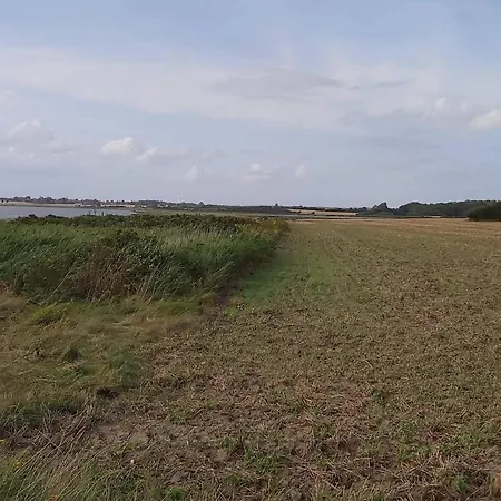 Beachfront Family Retreat - By Traum * Næs